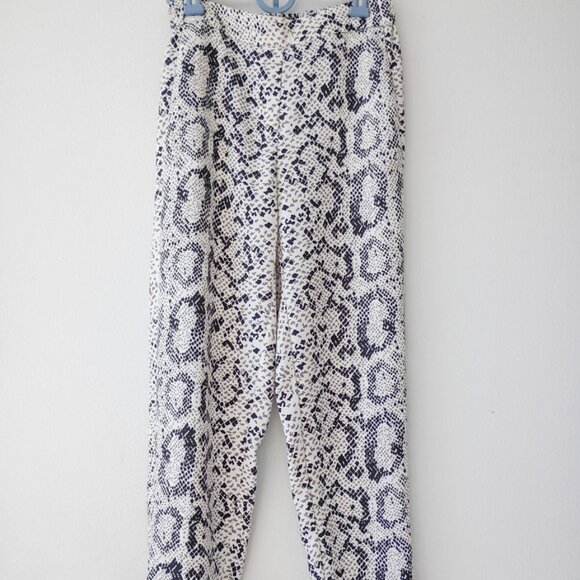 J Crew Factory Jamie pant Snakeskin with elastic waist | Size 0 - Picture 3 of 7